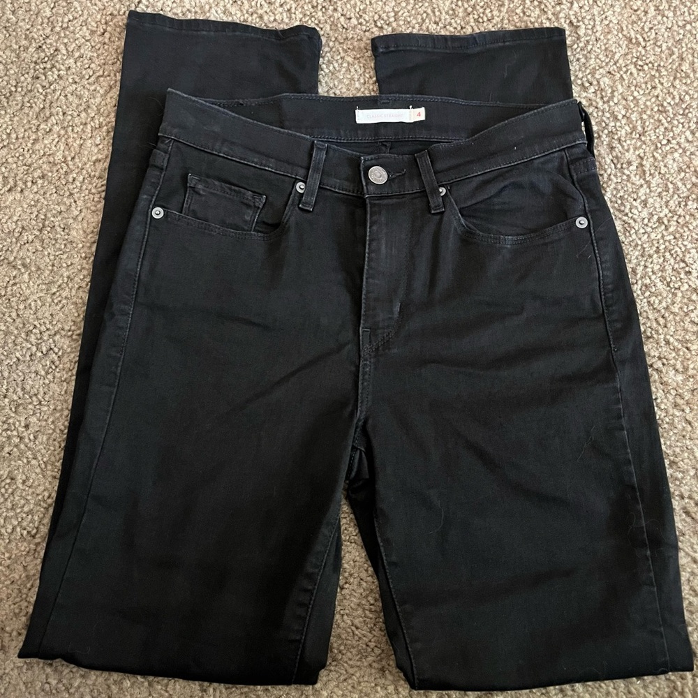 Levi’s Women’s Black Straight Jeans